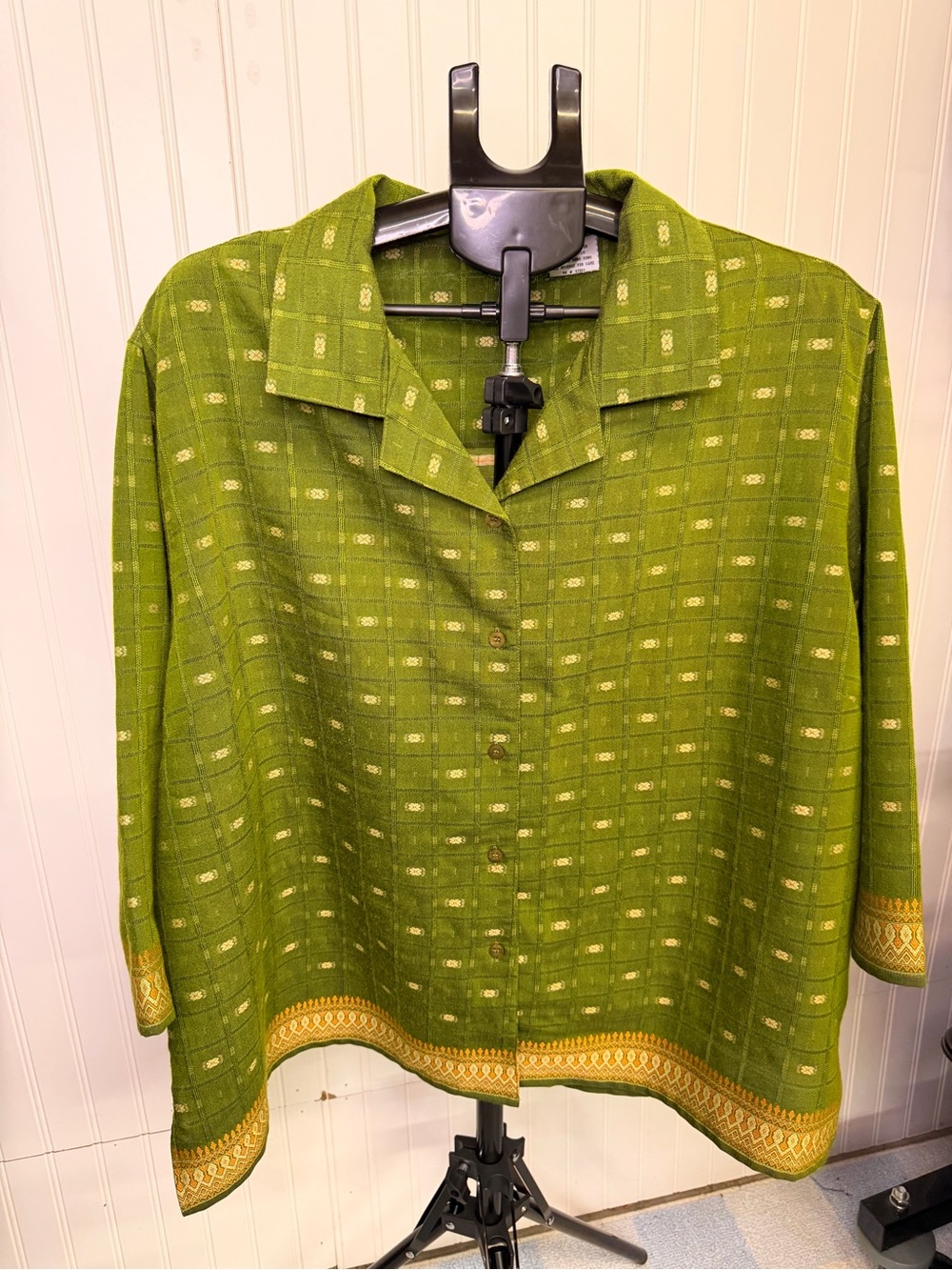 Fashion Bug Olive Green Patterned Button-Down Shirt with Gold Trim